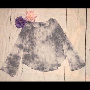 American Eagle long-sleeve shirt